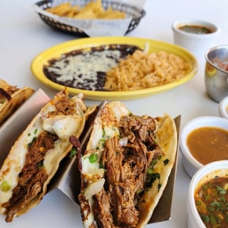 Tacos De Carnitas